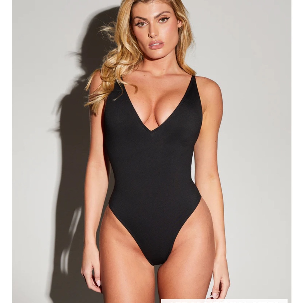 TA3 Plungey Hi Cut Black swimsuit size Small regular length